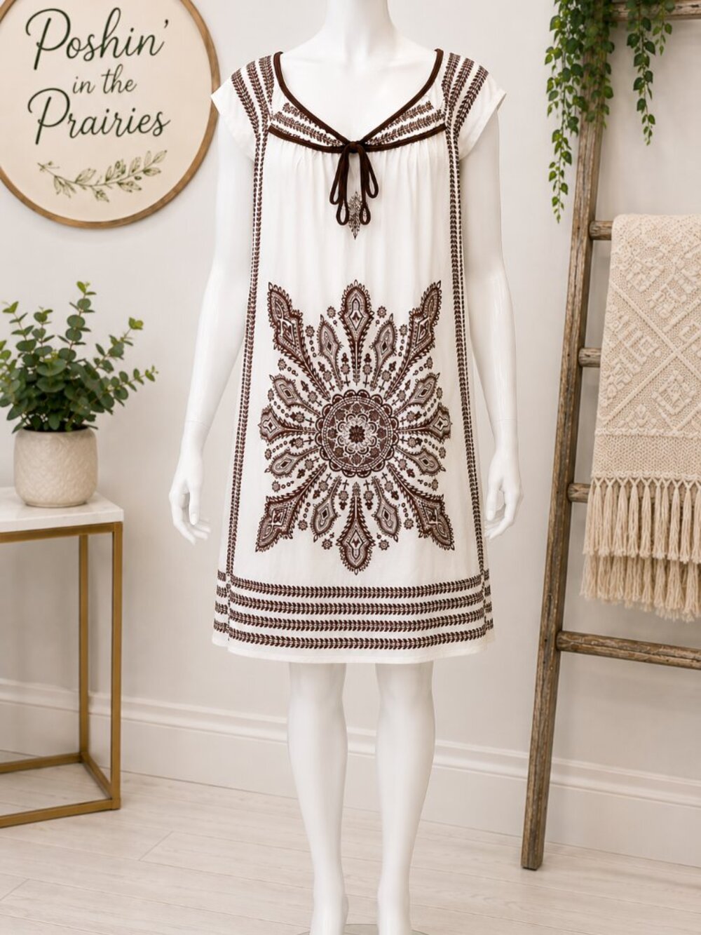 4 for $25 🤍 CristinaLove Embroidered Boho Dress 🤍 - Small
